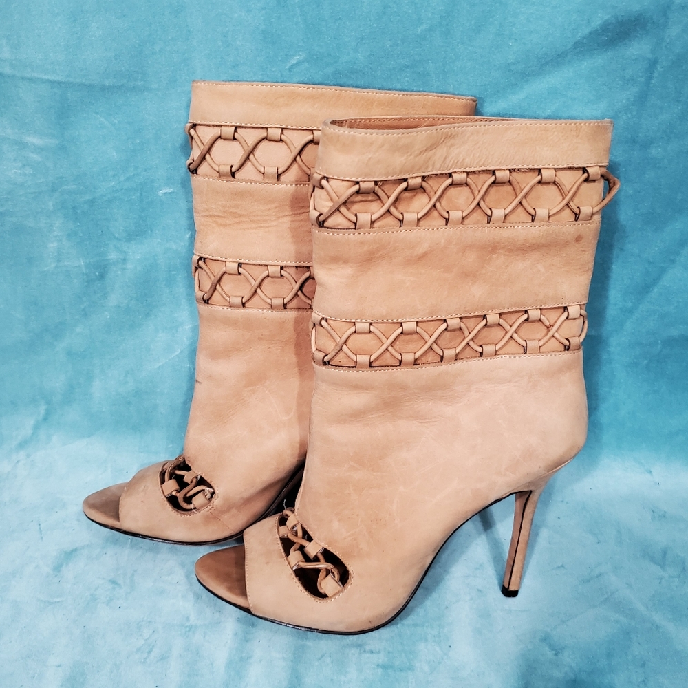 Rachel Roy Latif booties 7.5 US